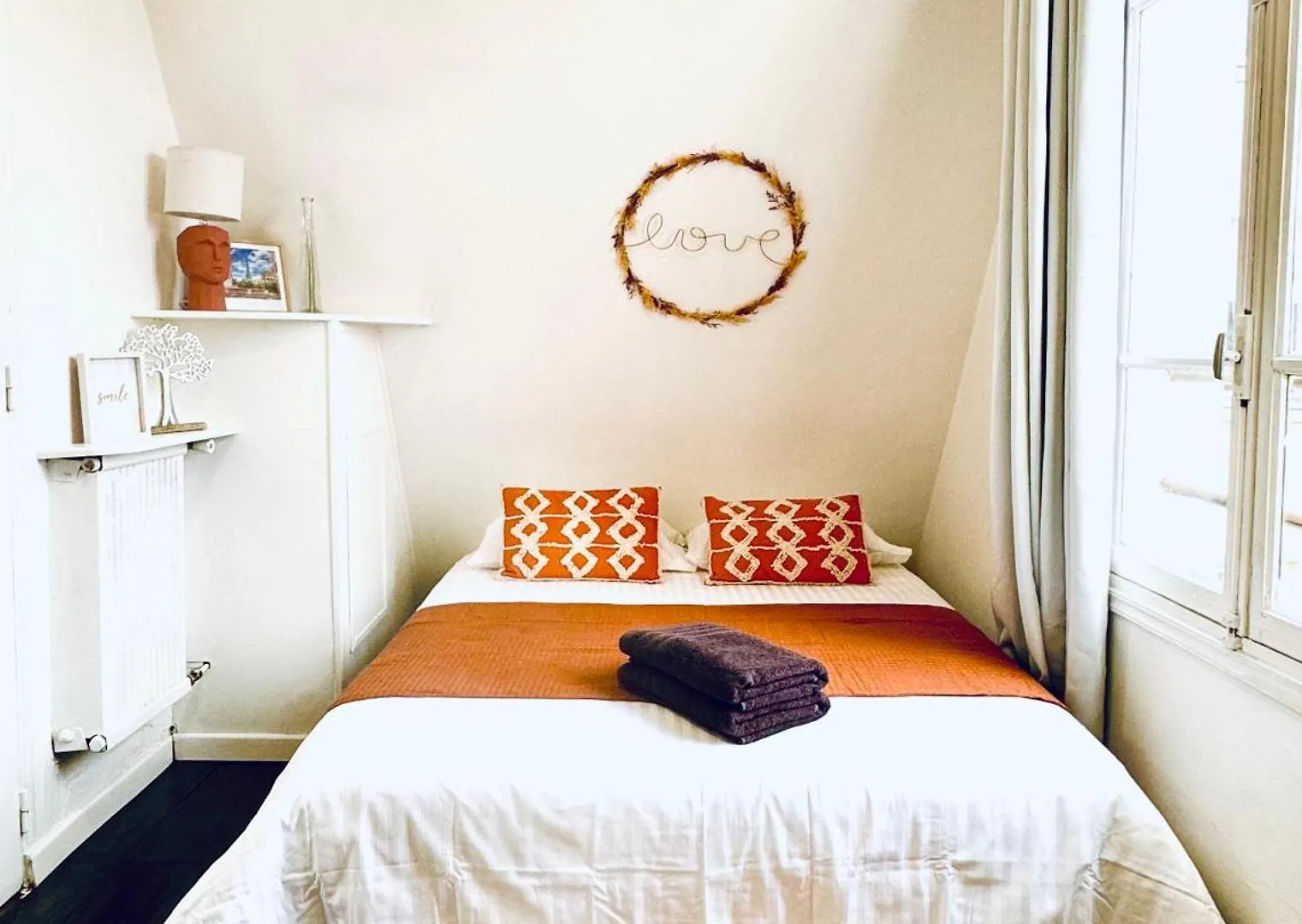 Homestay Cosy Place Entre L'arc De Triomphe Et Les Champs-elysees